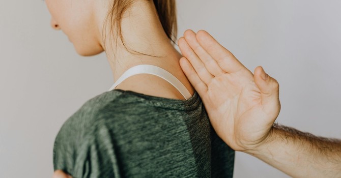 Easing Neck Pain: How Chiropractic Care Supports Cervical Spine Health image